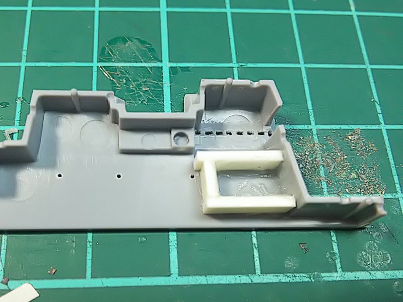 DDH-182護衛艦いせ艦橋電飾光ファイバーLED光源BOX製作