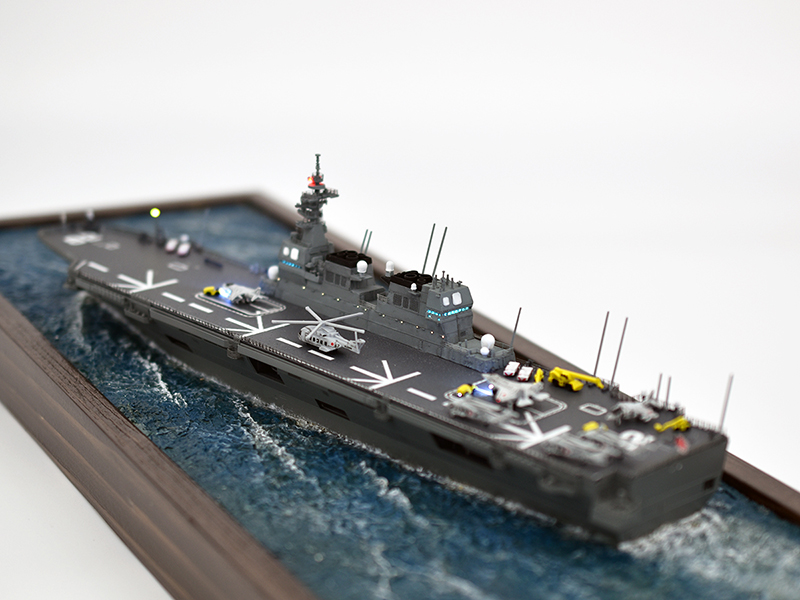 DDH-182護衛艦いせLED電飾模型ブリッジ後方トップビュー