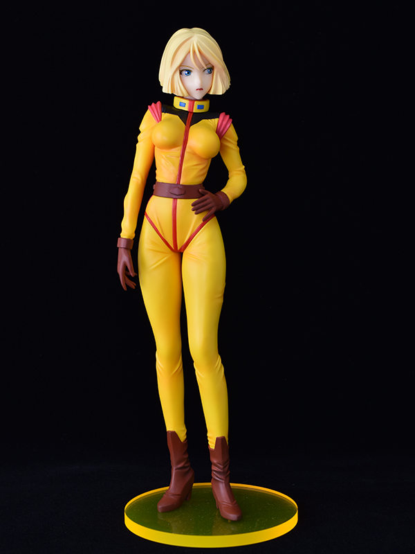 機動戦士ガンダム セイラ・マス ノーマルスーツ ガレージキット完成左前方