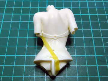 FGOマシュガレージキット電飾配線穴加工胴体